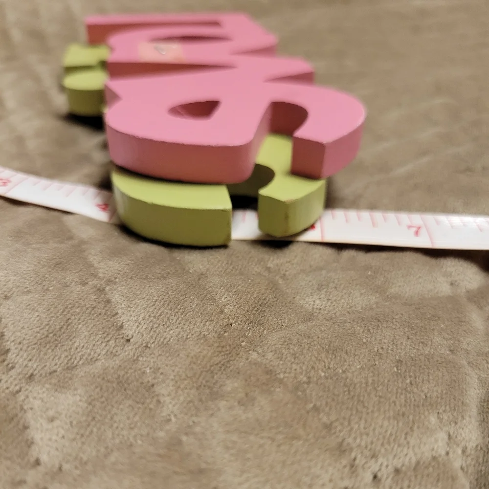 wood‎ live love 2 piece decor pink green